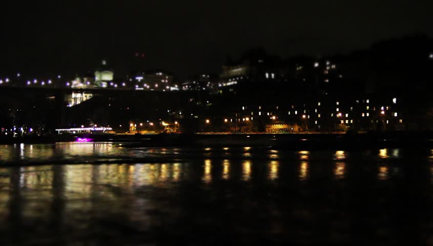 Header of Aare River
