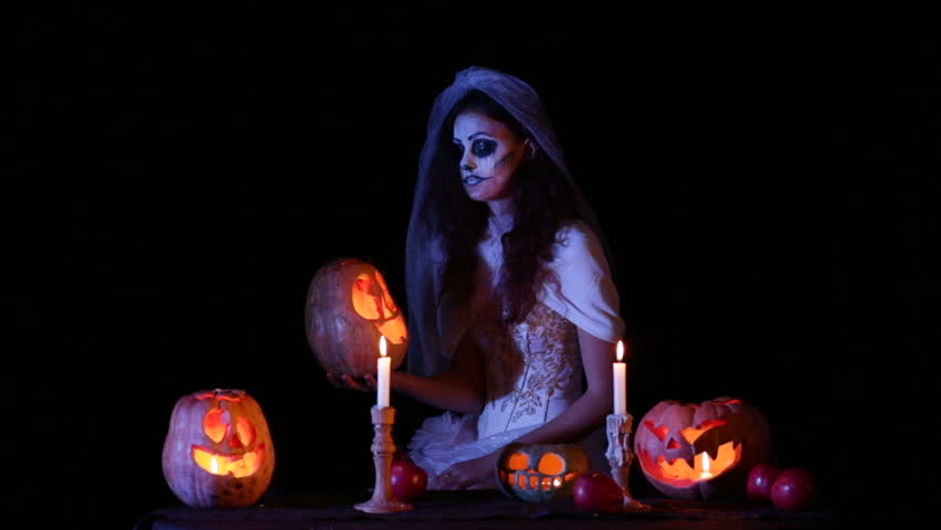 halloween date jack appears from smoke and gives a bouquet to his bride - Pictures That Say Happy Halloween halloween date jack appears from smoke and gives a bouquet to his bride - Pictures That Say Happy Halloween
