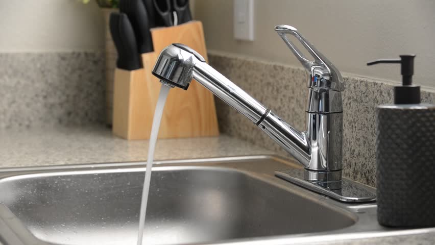 kitchen sink hot water