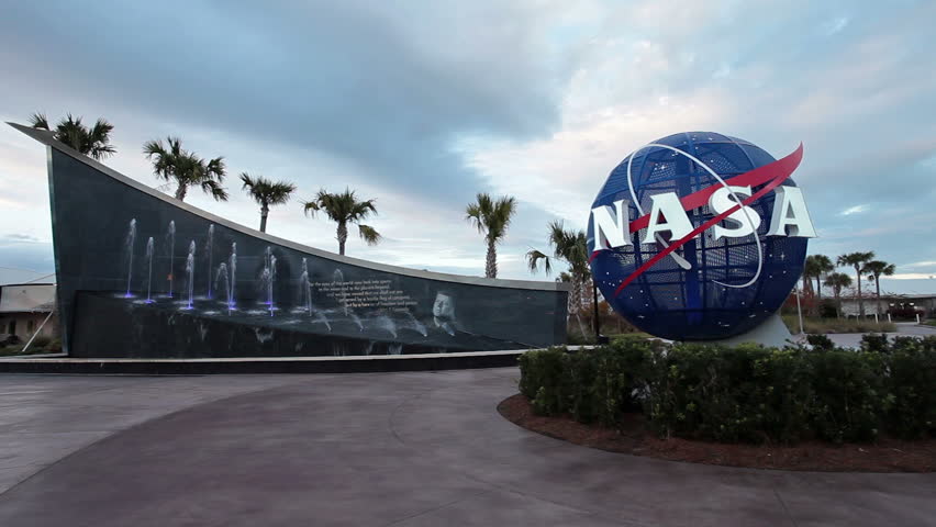 Header of aerospace