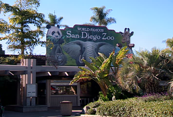 SAN DIEGO - Circa 2002: Facade Of The San Diego Zoo In 2002. Stock ...