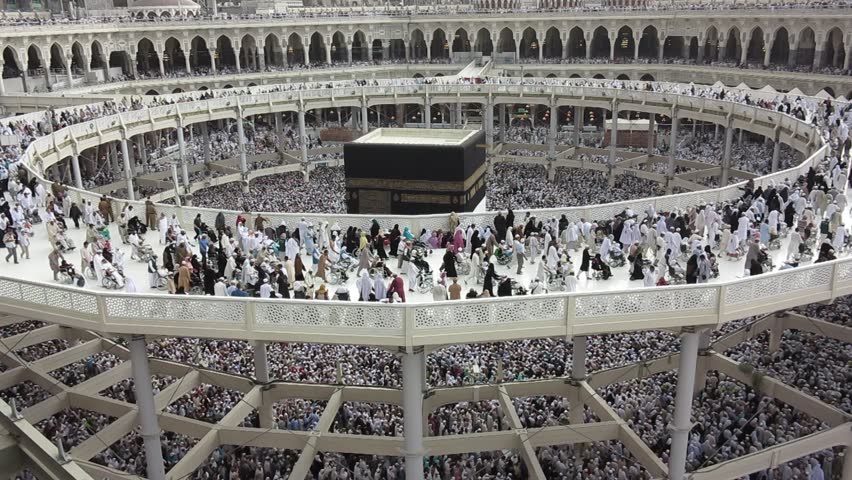 Kaaba Mecca Hajj Muslim People Crowd Praying Stock Footage Video ...